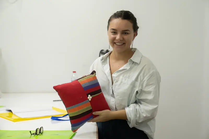 Training and graduation in programs supported by IOM