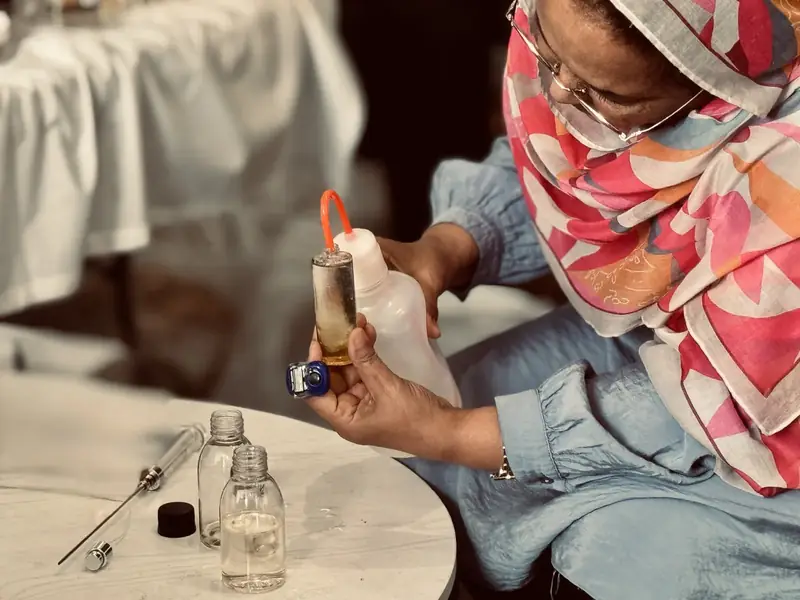 Perfume-making training in Cairo