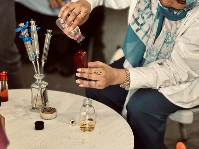 Perfume-making training in Cairo